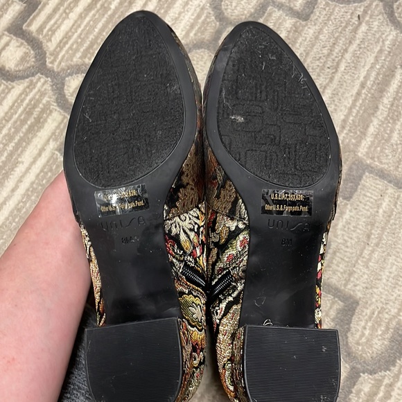 Gold pattern ankle booties with block heel - Picture 4 of 4